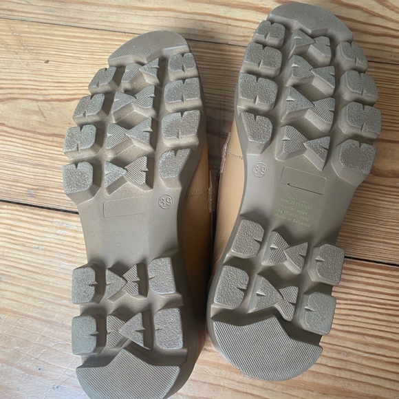 Gem’s Shoes Chunky Loafers Tan Genuine Leather Upper Rubber Sole Size 39 US 8 - Picture 5 of 7